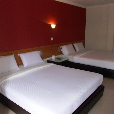 Lotus Hotel Johor Bahru Exterior photo